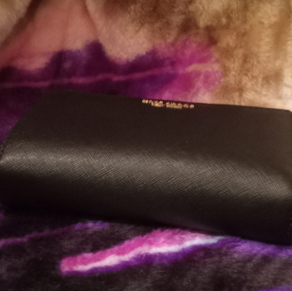 Kate Spade Medium Cameron Black Saffiano Leather Bi-Fold Zip Wallet EUC - Picture 4 of 7